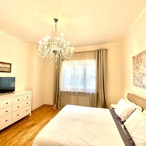 Arca Luxury Home